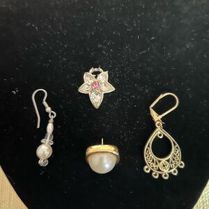 Random jewelery. 3 earrings 1 pendant.